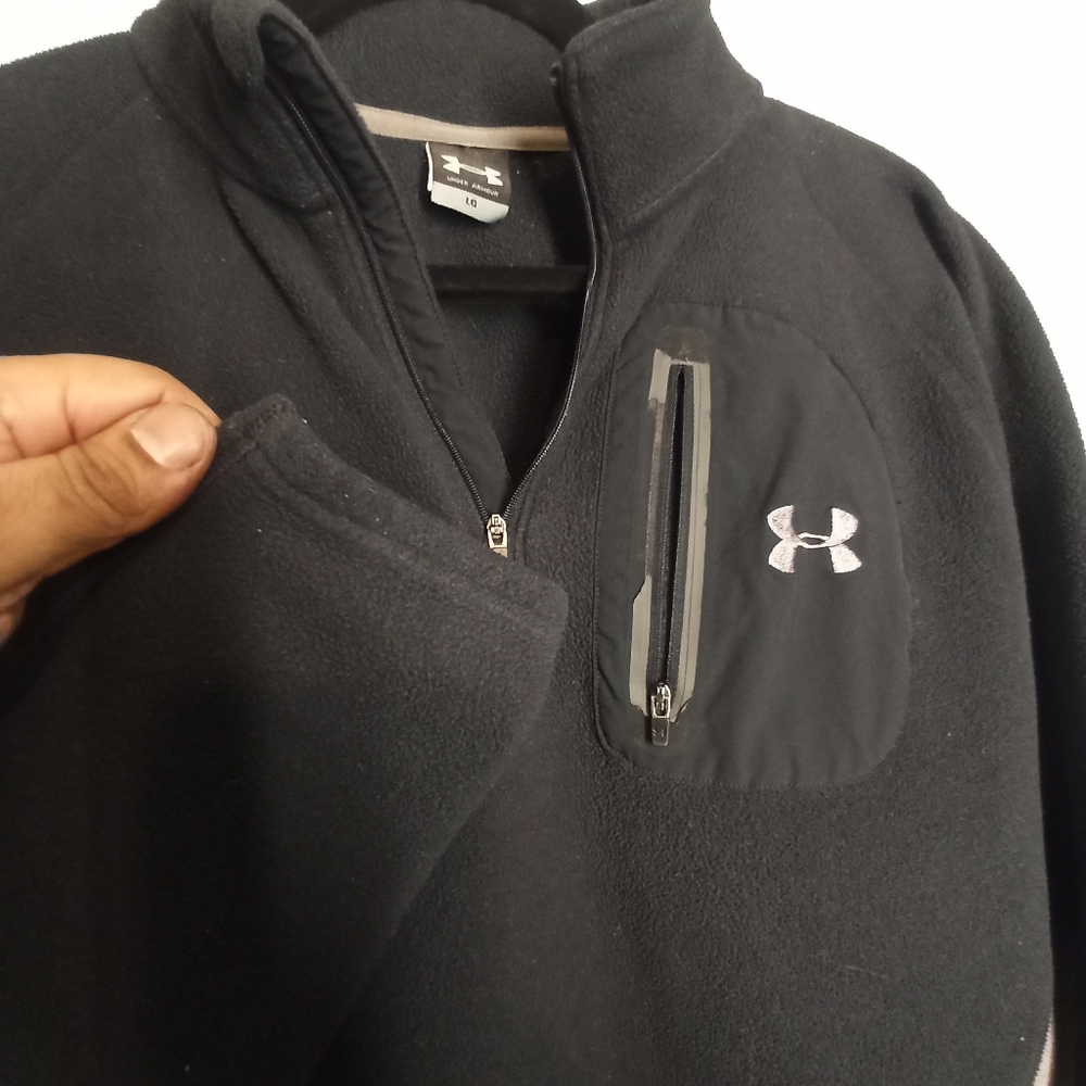 Under Armour Black and Gray Pullover Sweatshirt. Size Large - Picture 5 of 14